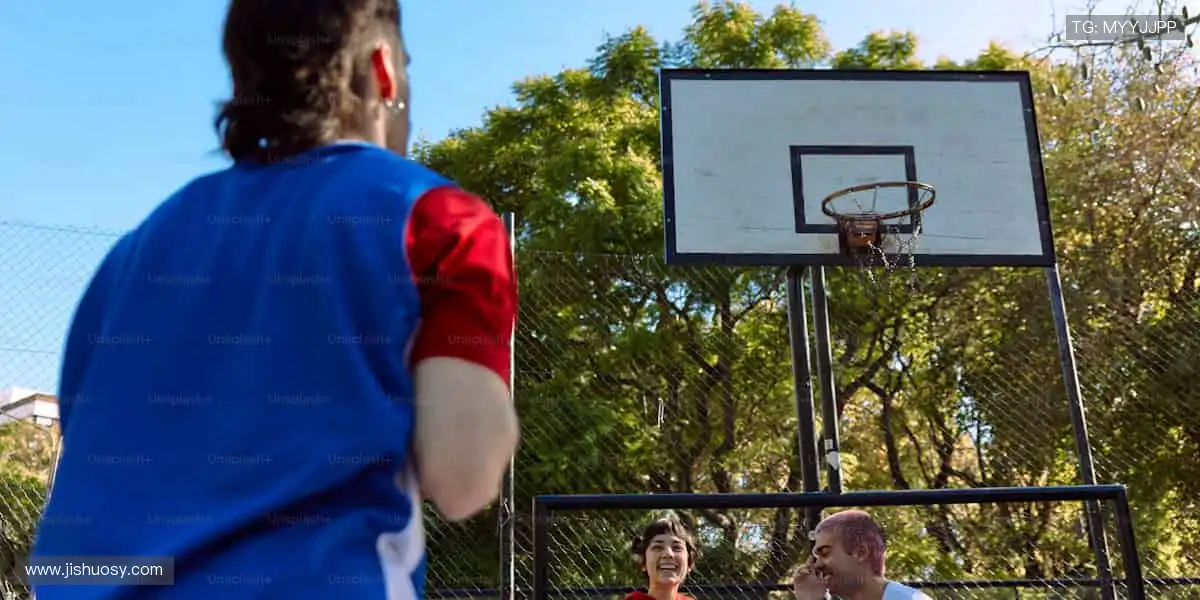 「错过直播？精彩回放随时看！📲订阅频道，精彩永不缺席！」